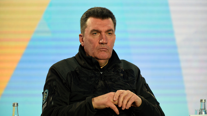 У Данилова после слов о вторжении на территорию России диагностировали синдром вора