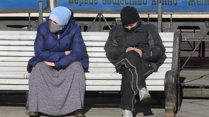 Русское реалити-шоу для чиновников: Месяц прожить на 10 тысяч рублей