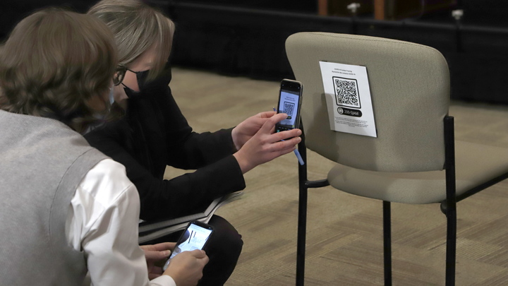 В Москве обновили коронавирусные ограничения: они касаются ПЦР-тестов и QR-кодов