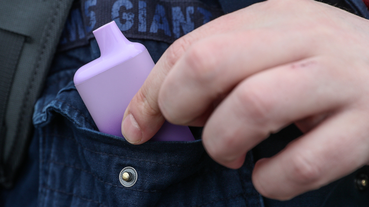 За использование кальянов и вейпов - штраф. Башкирия готовит новый удар по курильщикам