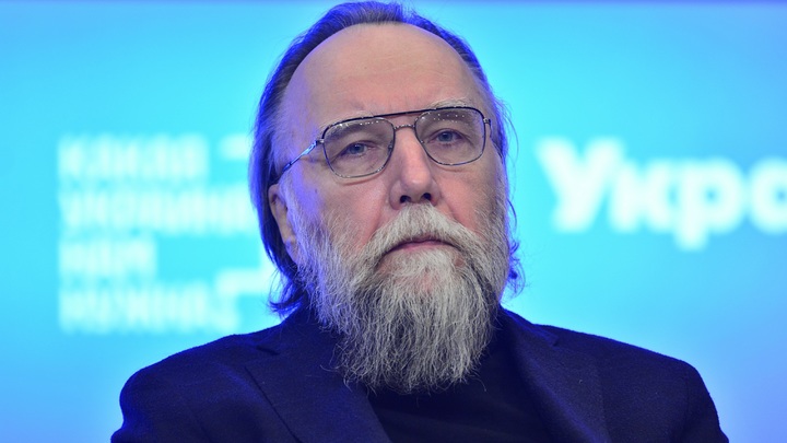 Революция по Соросу: Дугин обратил внимание на пугающие закономерности