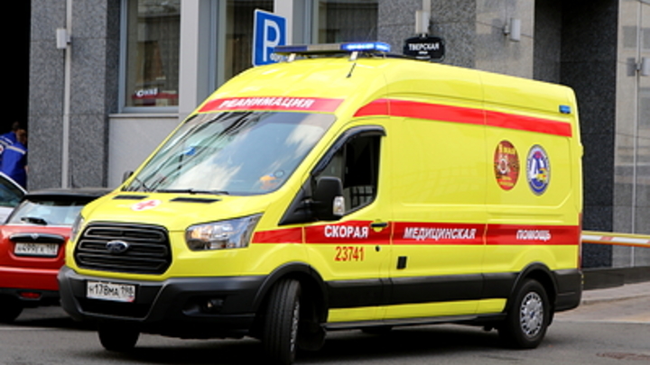 Комздрав Петербурга нашел способ купить 94 иномарки для скорой помощи за 643 млн рублей