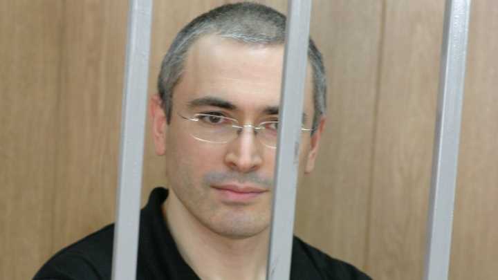 Обелить нельзя очернить. Зюганов и Ходорковский сцепились из-за Сталина