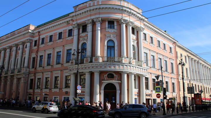 Пятна на Солнце, появление Перельмана и дроны в небе: главное к утру 5 марта