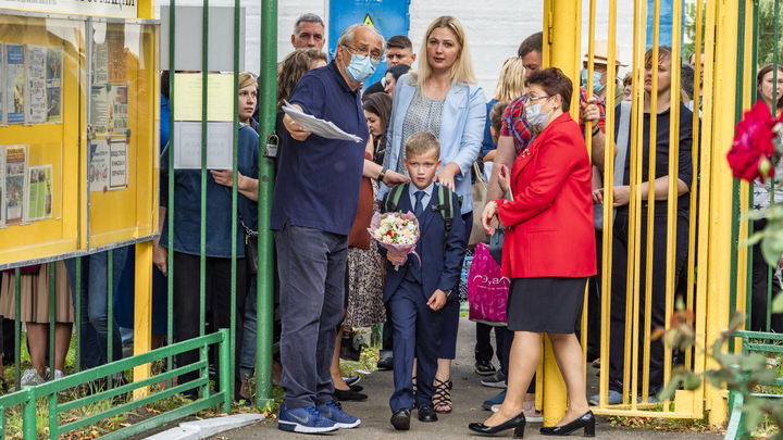 Выплаты на детей ко Дню знаний поступят жителям Подмосковья до 10 августа: кому и сколько