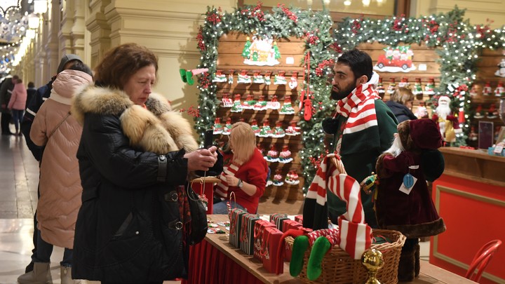 Краснодарцы рассказали, о каких подарках мечтают на Новый год