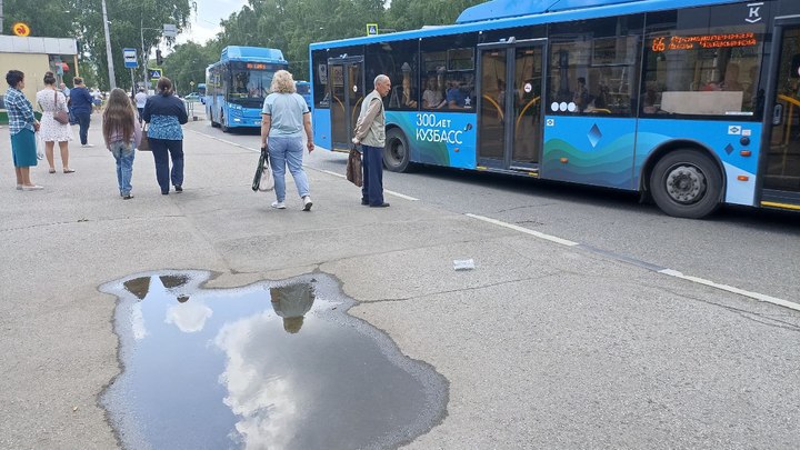 Кондуктор из Кемерова стыдила пассажиров и заставляла платить наличными