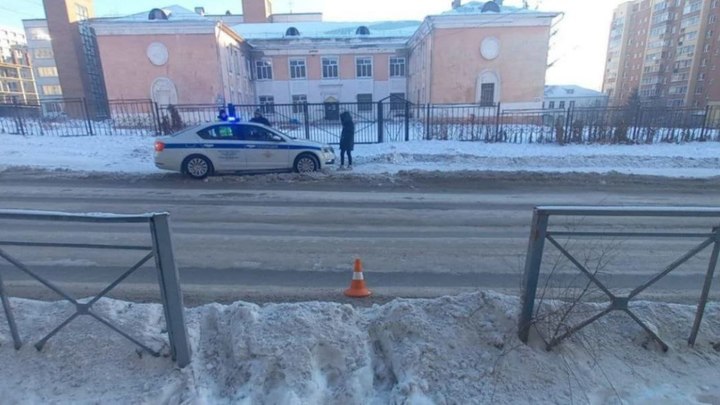 В Новосибирске рядом со школой сбили 8-летнего ребенка