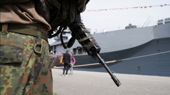 США готовят провокацию против России. Гонсало Лопес: В деле замешана Польша