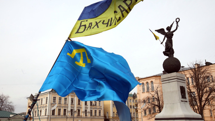 На Украине кашлявшего мужчину избили и выбросили из автобуса: Испугавшись коронавируса