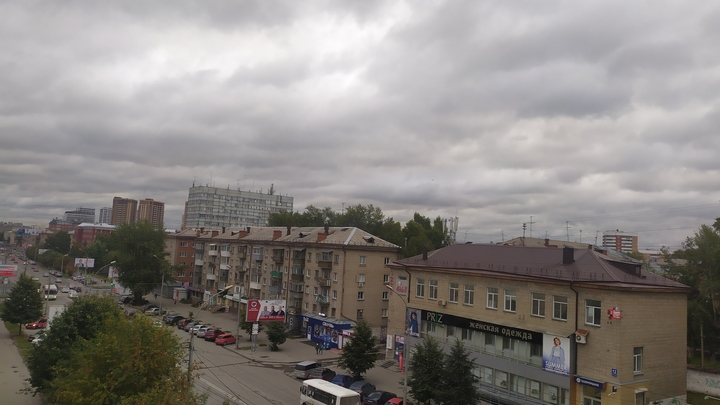 Штормовое предупреждение: На Новосибирск идёт ветер до 20 м/с