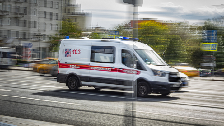 В Краснодаре из окна многоэтажки выпал подросток - Соцсети