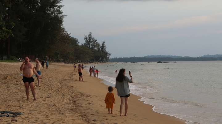 Адское пекло, волны холода и катаклизмы: Россию ждёт самое странное лето