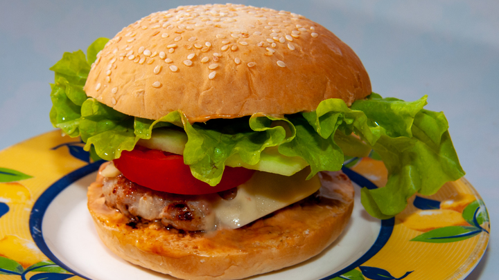 Русских ждут новые поборы? Выяснилось, какие товары могут резко подорожать с октября