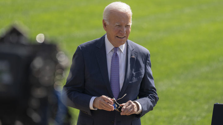 Байден намекнул на выделение средств Украине в обход Конгресса