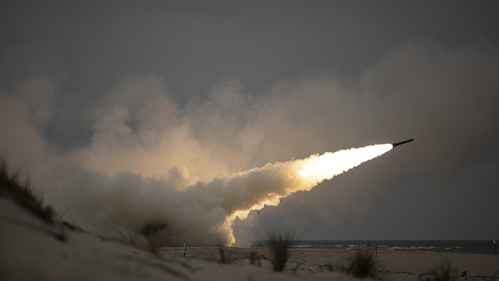 В России специалисты приступили к изучению головной части ракет HIMARS
