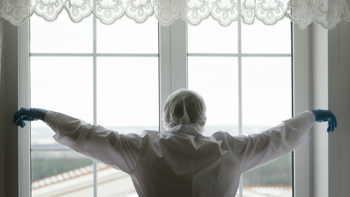 За осмотр мигрантов для галочки накажут рублём: В России готовят штрафы для недобросовестных медиков