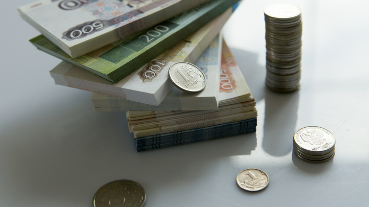 Путин утвердил размер МРОТ на 2026 год, который составит 27 093 рубля