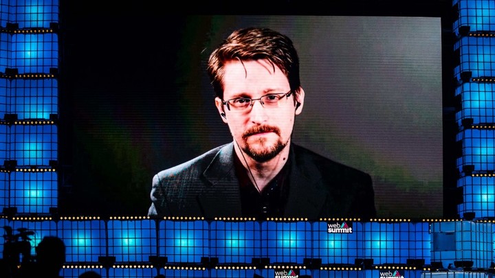 Сноуден признался: Оставаться в России не планировал. Но не испугались США только русские