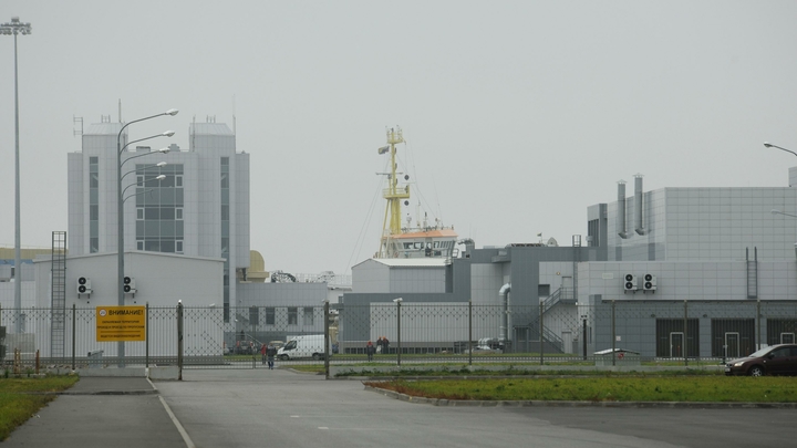 Непогода подняла уровень воды в Неве