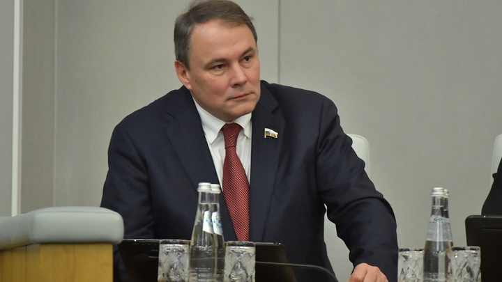 Пётр Толстой озвучил неудобную правду в прямом эфире. Французам стало стыдно