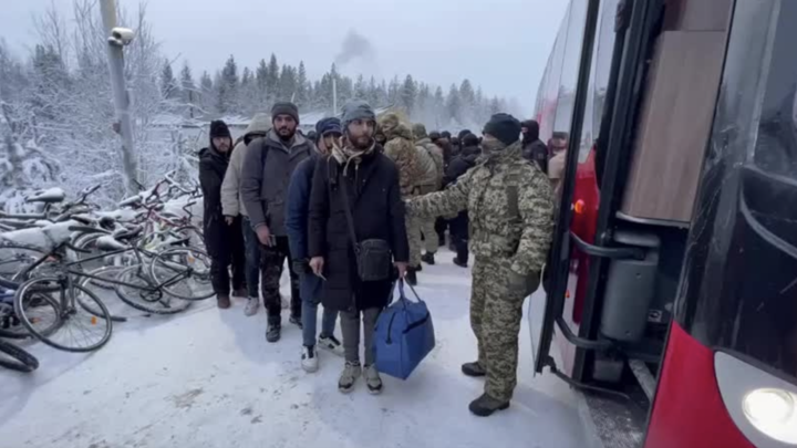 У мигрантов из Африки начались проблемы с визами в Россию