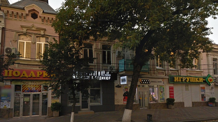 В Краснодаре с исторических зданий убрали рекламу