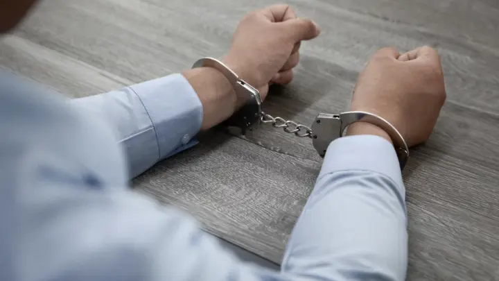 Трижды судимый Баходир изнасиловал массажистку на Урале