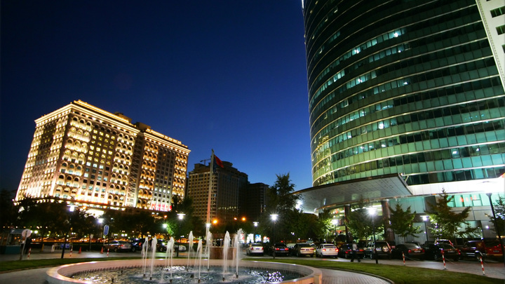 Снимите розовые очки: В Китае отрезвили хвастливую Европу