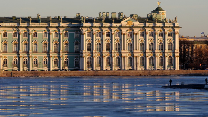 Эрмитаж открыли после эвакуации: что произошло в петербургском музее