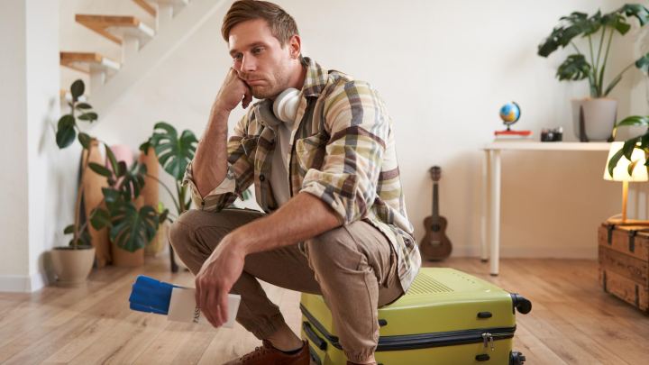 Русские уехали в Израиль и думали, что попали в рай. Через два месяца поняли, что жестоко ошиблись: Хватит. Едем домой