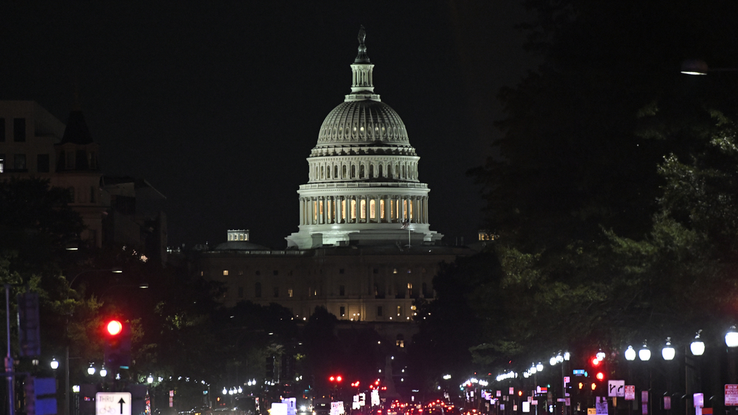 Сенат США поддержал законодательный проект о налоговой реформе Сенат США поддержал законодательный проект о налоговой реформе