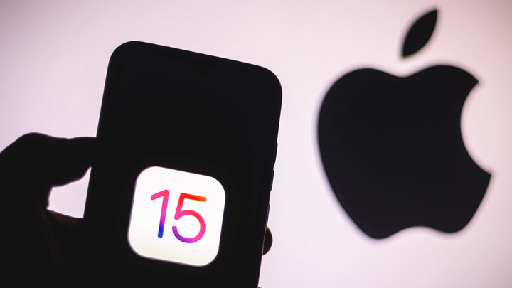 Дизайнеры и маркетологи в тупике: Фанаты не скрыли разочарования от нового iPhone