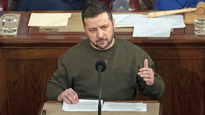 Зеленского надо остановить: Экс-евродепутат призвал не дать главе Украины начать мировую войну