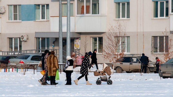 Нижегородские семьи стали получать ежемесячные выплаты из маткапитала на всех детей