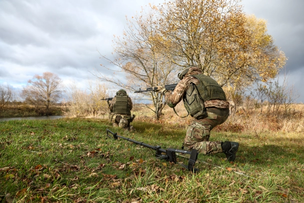 Русская группировка Центр разгромила штурмовой батальон Шквал в ДНР