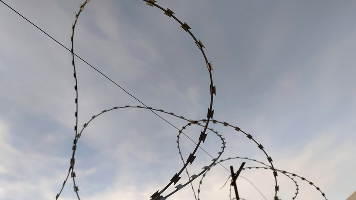 Суд продлил арест обвиняемому в шпионаже журналисту WSJ Эвану Гершковичу