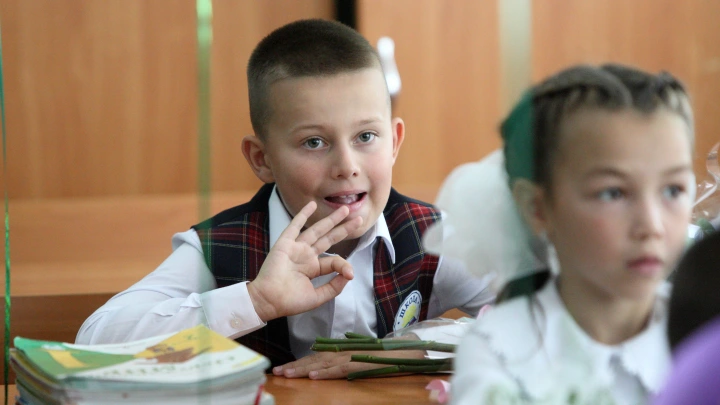 Челябинской учительнице, ударившей школьника по голове, грозит три года тюрьмы Челябинской учительнице, ударившей школьника по голове, грозит три года тюрьмы