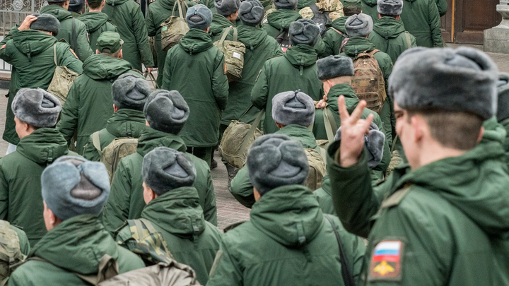 Всем военнообязанным смогут прислать повестку через Госуслуги
