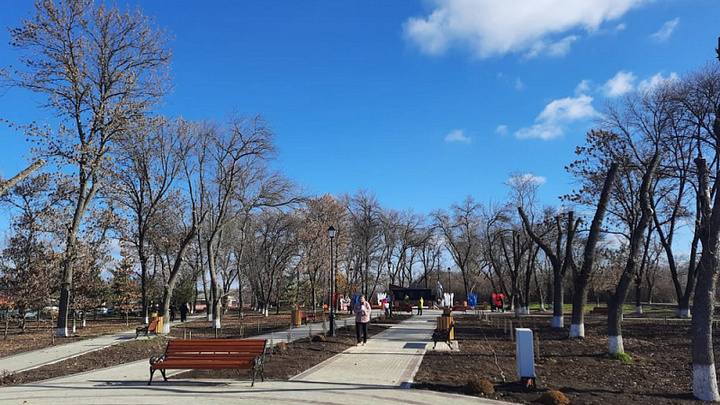 В Крыловском районе открыли новый парк, площадь которого 20 тыс. квадратных метров