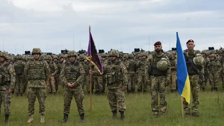 Прекращение поставок оружия от Запада убьёт Украину — Писториус