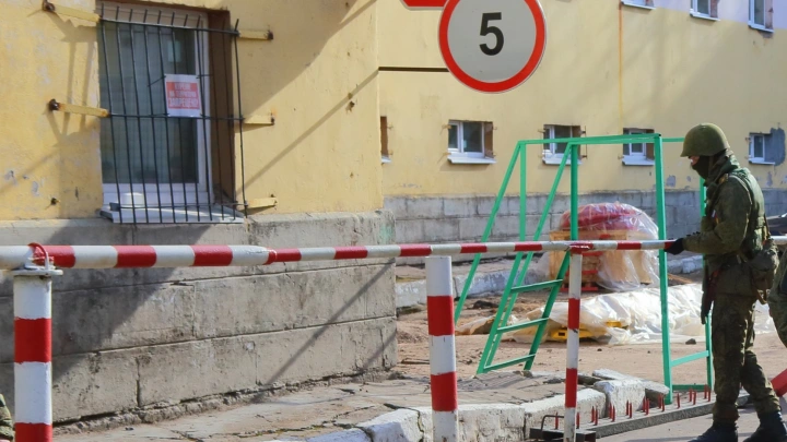 Политолог Маркелов: визит Джоли на Украину был коммерческим проектом посредников