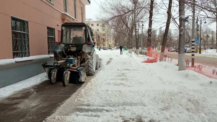 В администрации Самары рассказали, какие дороги оказались в приоритете при расчистке от снега