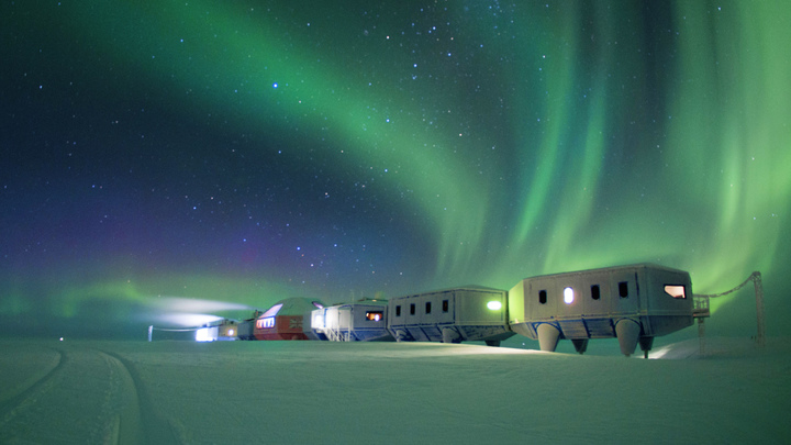 Два украинца декоммунизировали Антарктиду