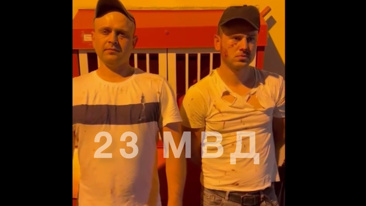 Помолиться захотелось: в Сочи задержали двух туристов, устроивших драку во дворе храма