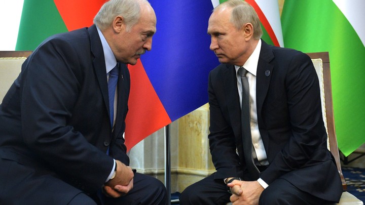 Пресс-служба Лукашенко обнародовала подробности его разговора с Путиным