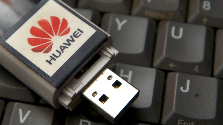 Компания Huawei присоединилась к западным санкциям и скоро уйдёт из России