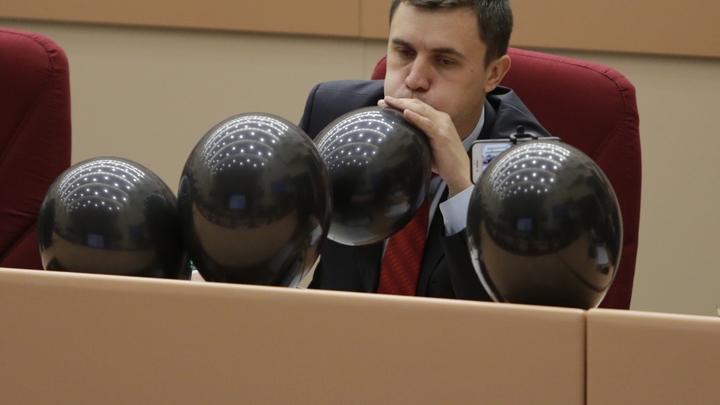 Тоже клоун интересный: Названа причина внезапного задержания саратовского депутата Бондаренко