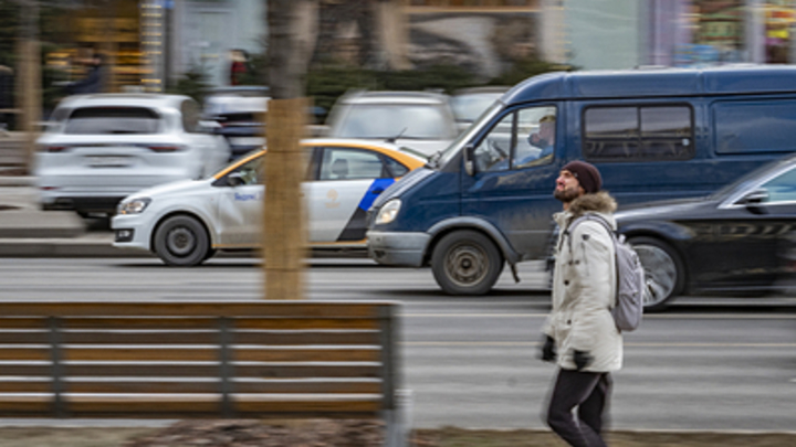 Два пешехода пострадали под колесами автомобилей в Чите