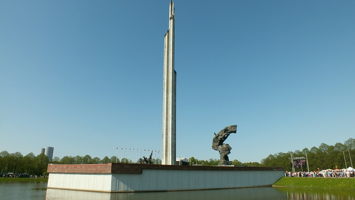 ООН запретила сносить мемориал воинам-освободителям Риги. Но поздно: Что дальше?